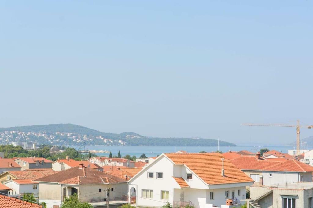 Ivana Trogir Exterior foto